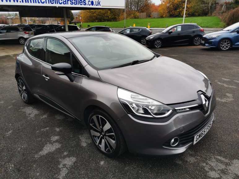 RENAULT CLIO