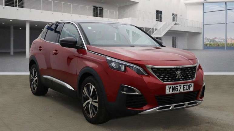 PEUGEOT 3008