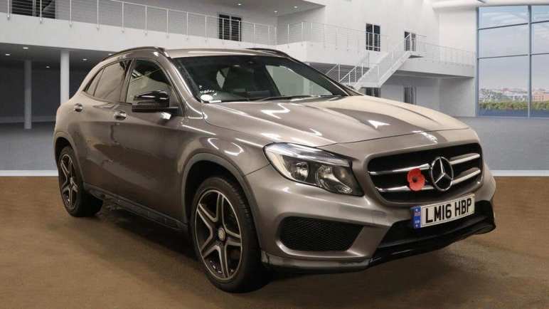 MERCEDES-BENZ GLA