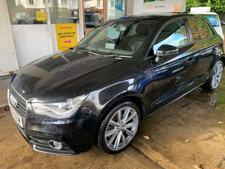 AUDI A1