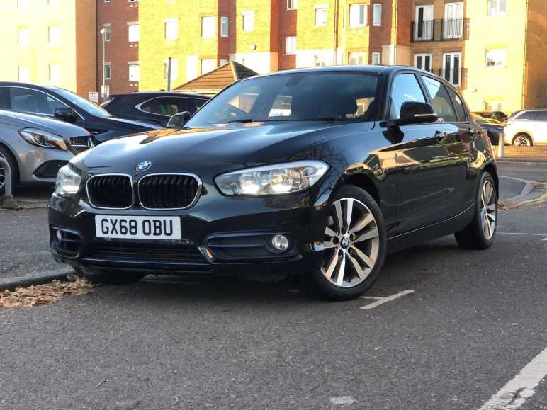 BMW 1 SERIES