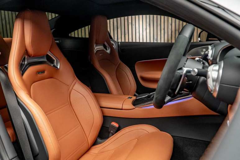 MERCEDES-BENZ AMG GT