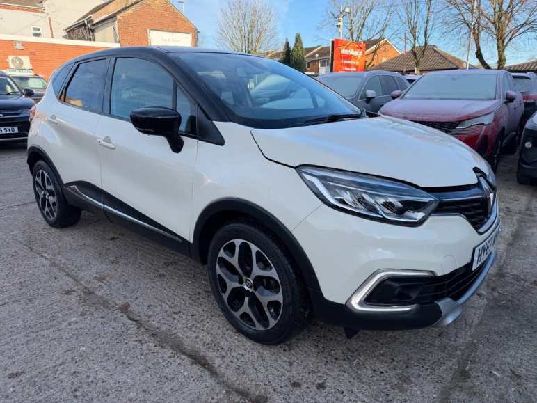 RENAULT CAPTUR