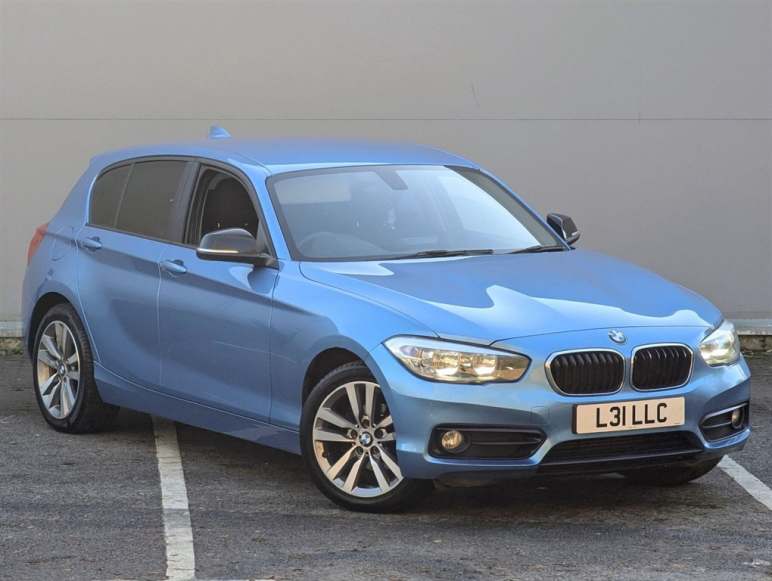 BMW 1 SERIES