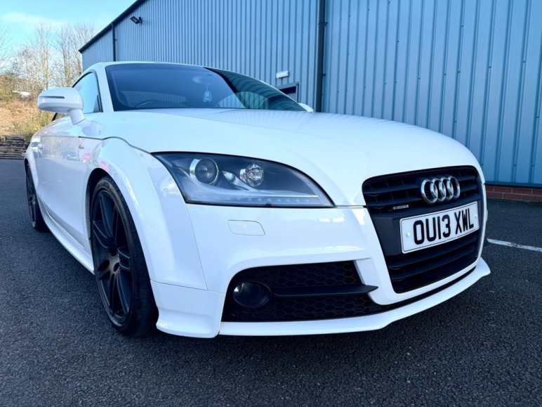 AUDI TT