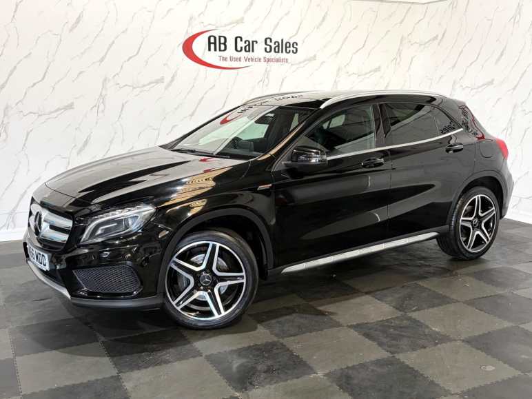 MERCEDES-BENZ GLA