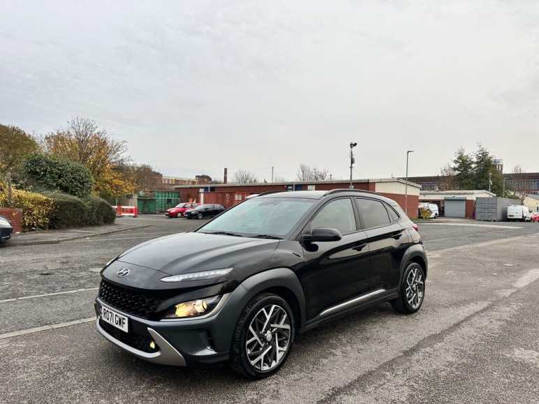 HYUNDAI KONA