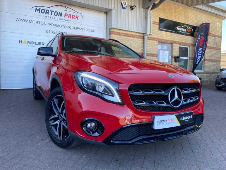 MERCEDES-BENZ GLA