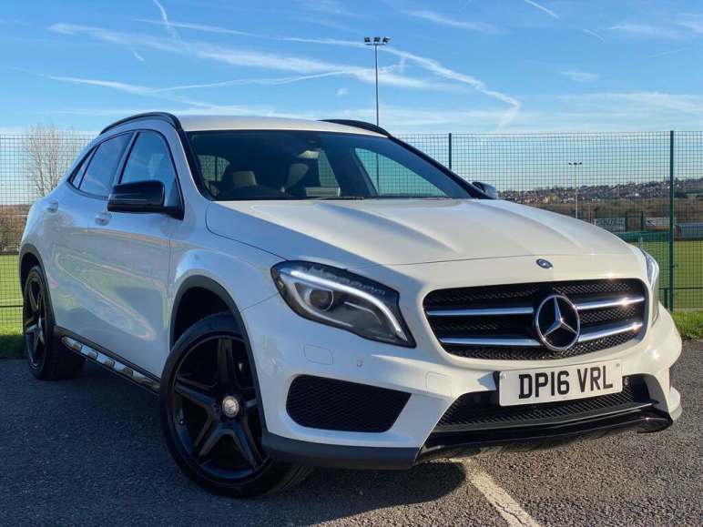 MERCEDES-BENZ GLA