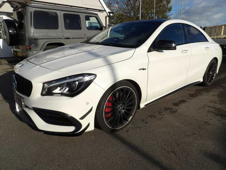 MERCEDES-BENZ CLA