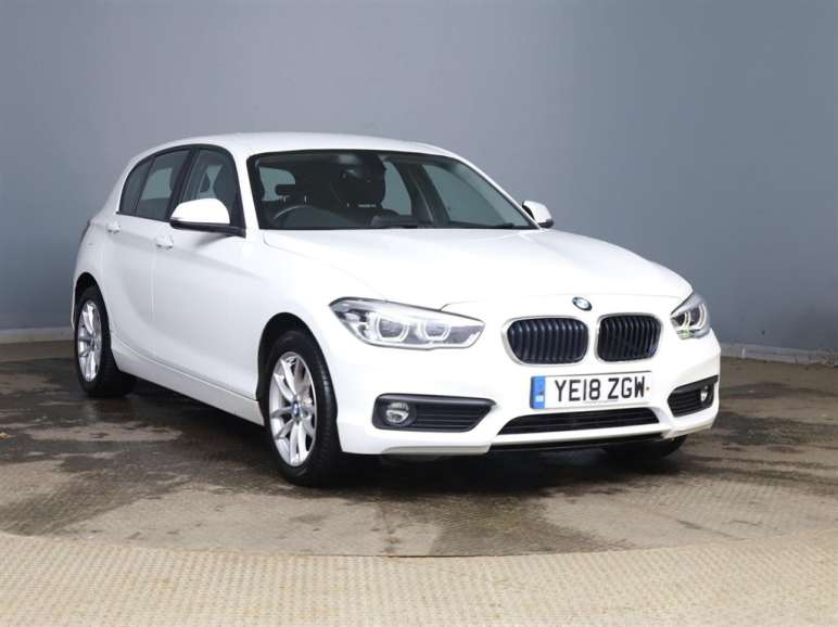 BMW 1 SERIES