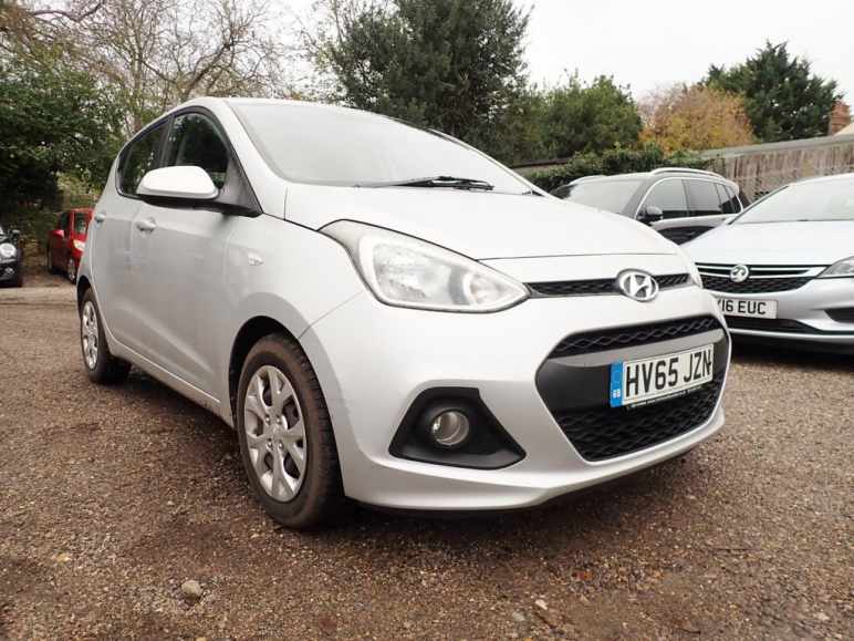 HYUNDAI I10