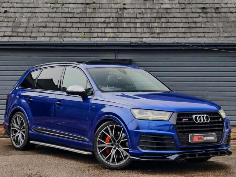 AUDI Q7
