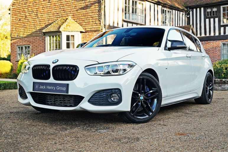 BMW 1 SERIES