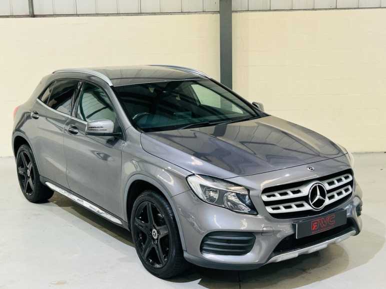 MERCEDES-BENZ GLA