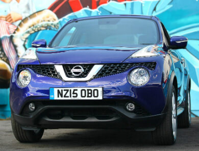 Nissan Juke in blue