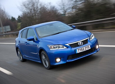 Lexus CT200h in blue