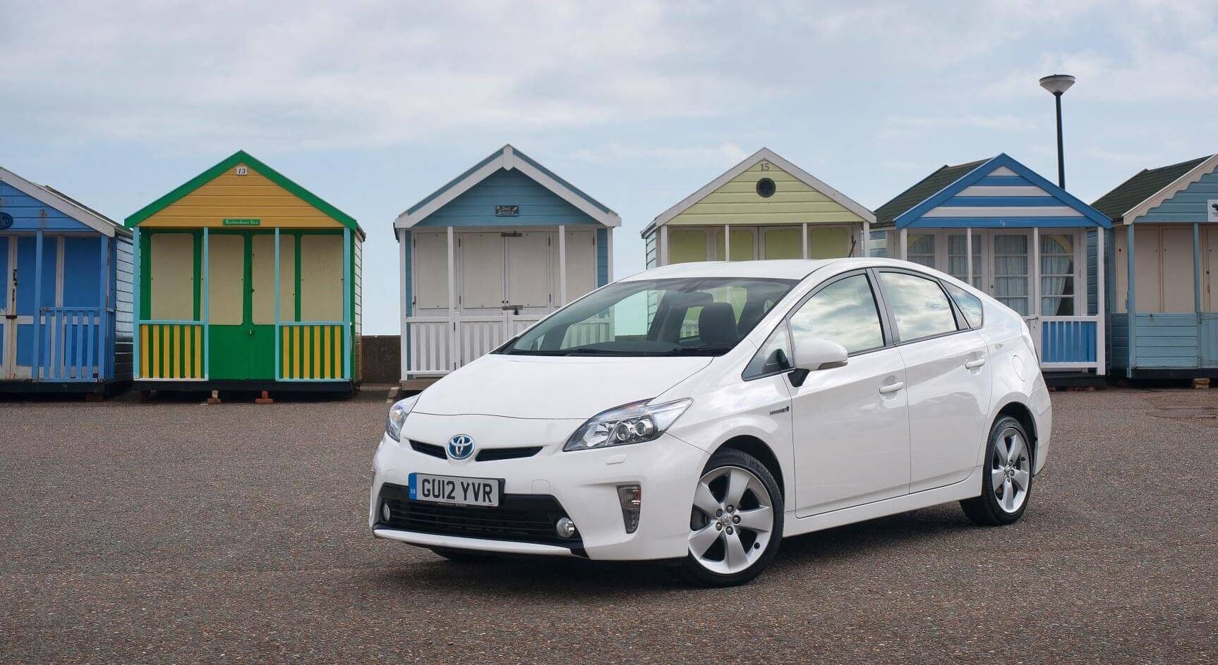 The Best Hybrid Petrol Cars for Less than £10,000