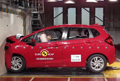 Red Honda Jazz crash test