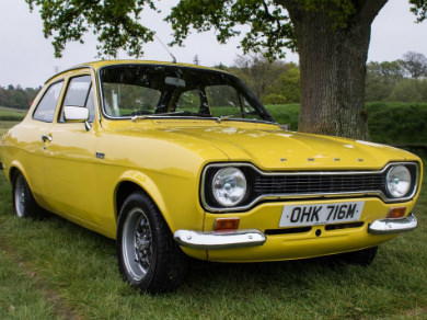 Ford Escort in yellow