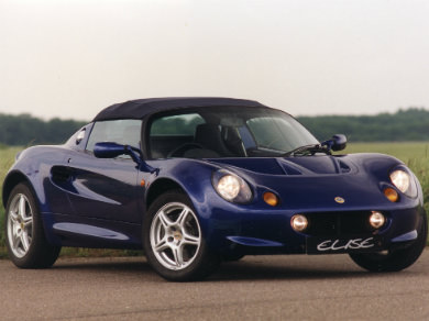 Lotus Elise in blue