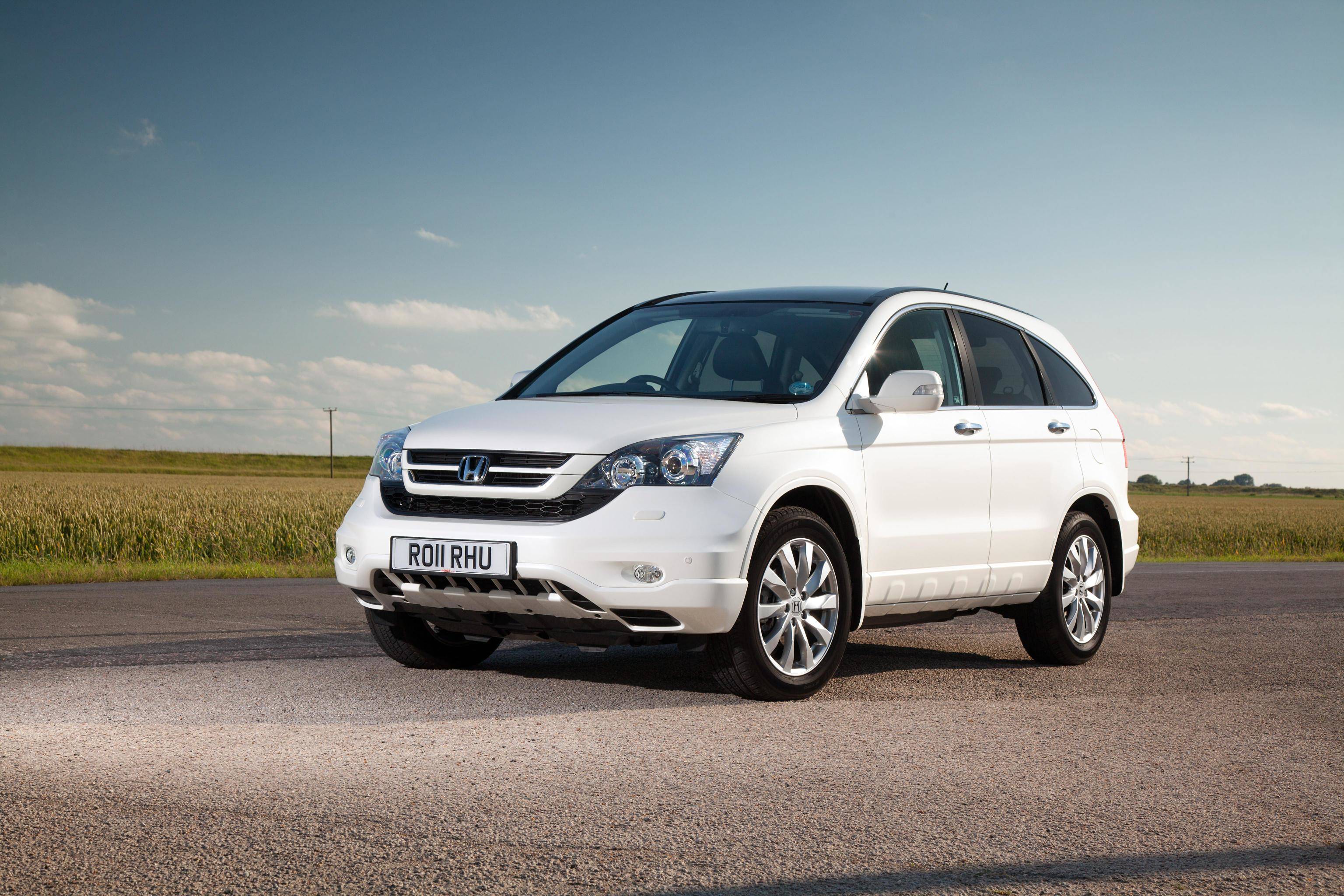 image of a honda cr-v car exterior