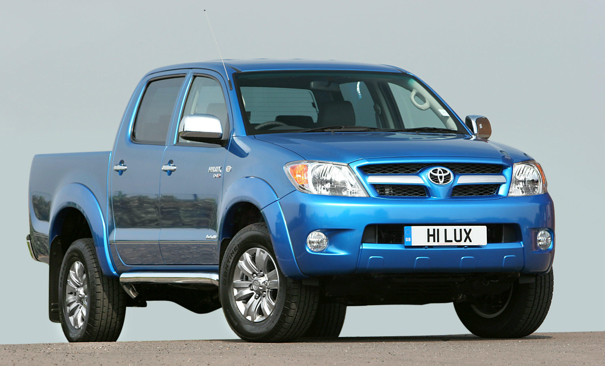 image of a blue toyota hilux car