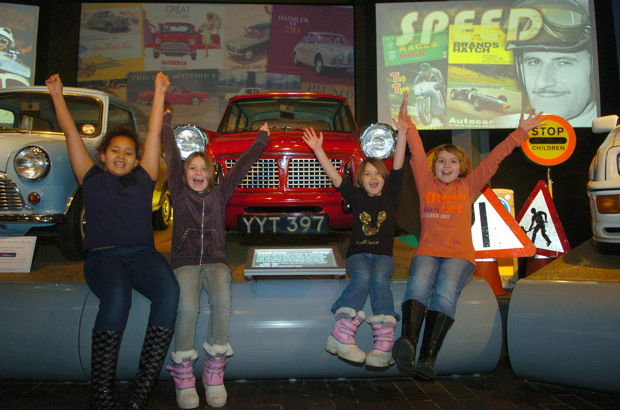 blog/196/Kids in cars_visiting Beaulieu museum