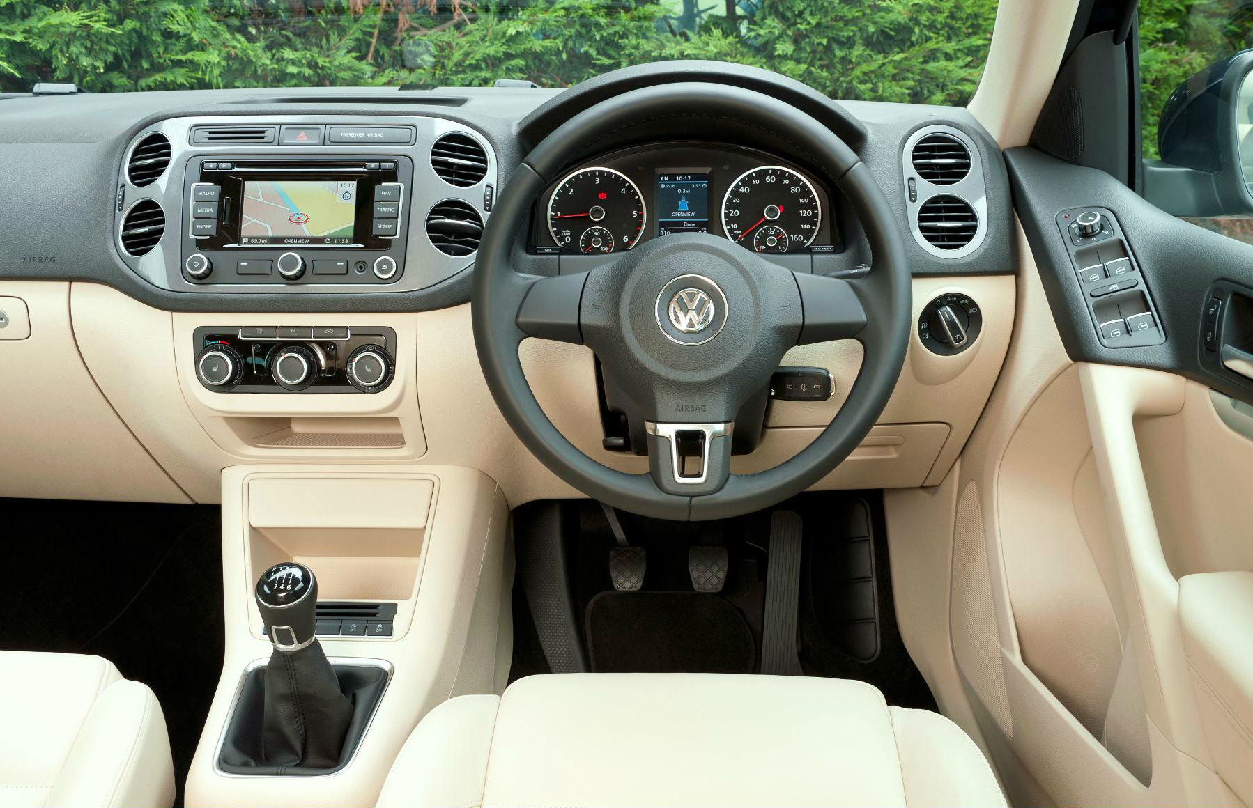 image of a volkswagen tiguan car interior