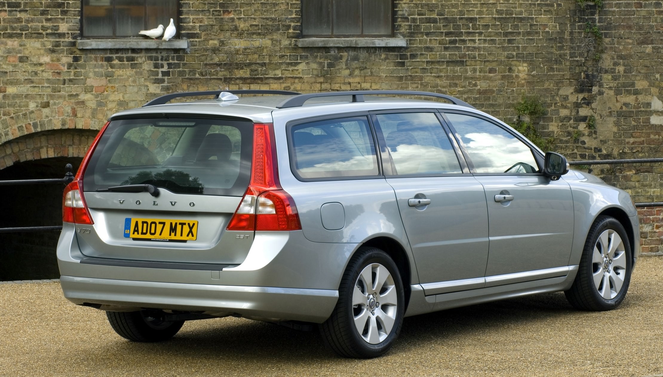 image of a silver volvo v70 estate car exterior