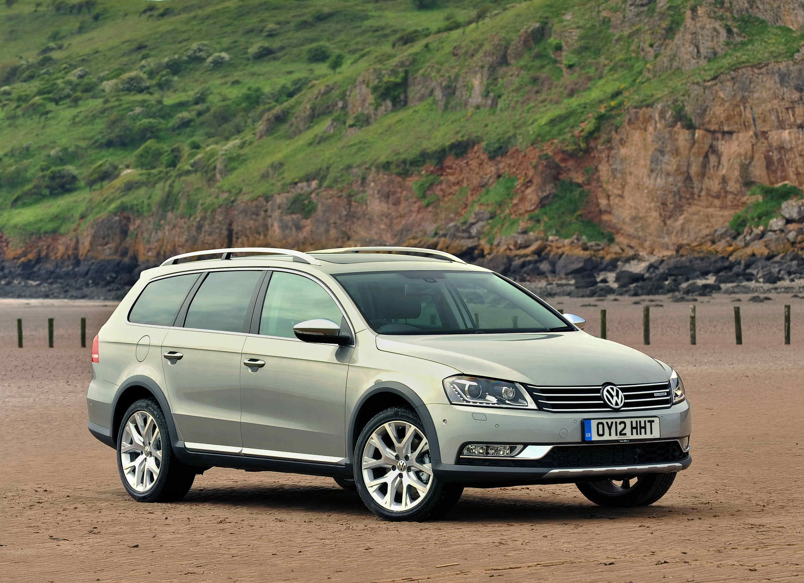 image of a green volkswagen passat alltrack car exterior