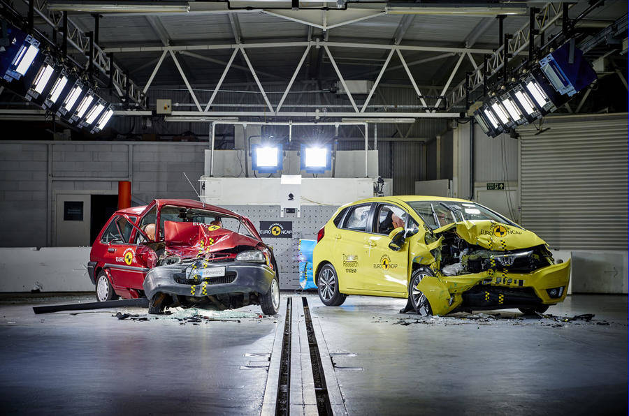 image of a rover 100 in a euro ncap crash test