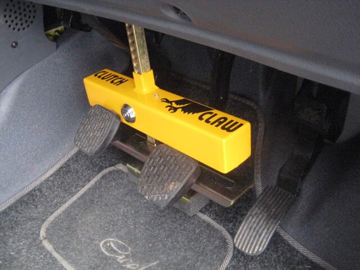 image of a clutch claw vehicle anti theft device