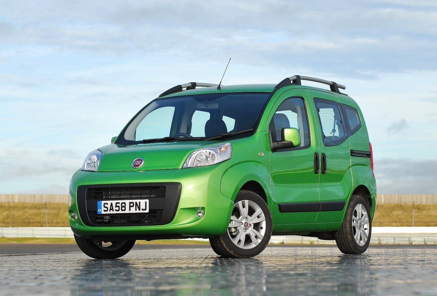 image of a green fiat qubo car van exterior