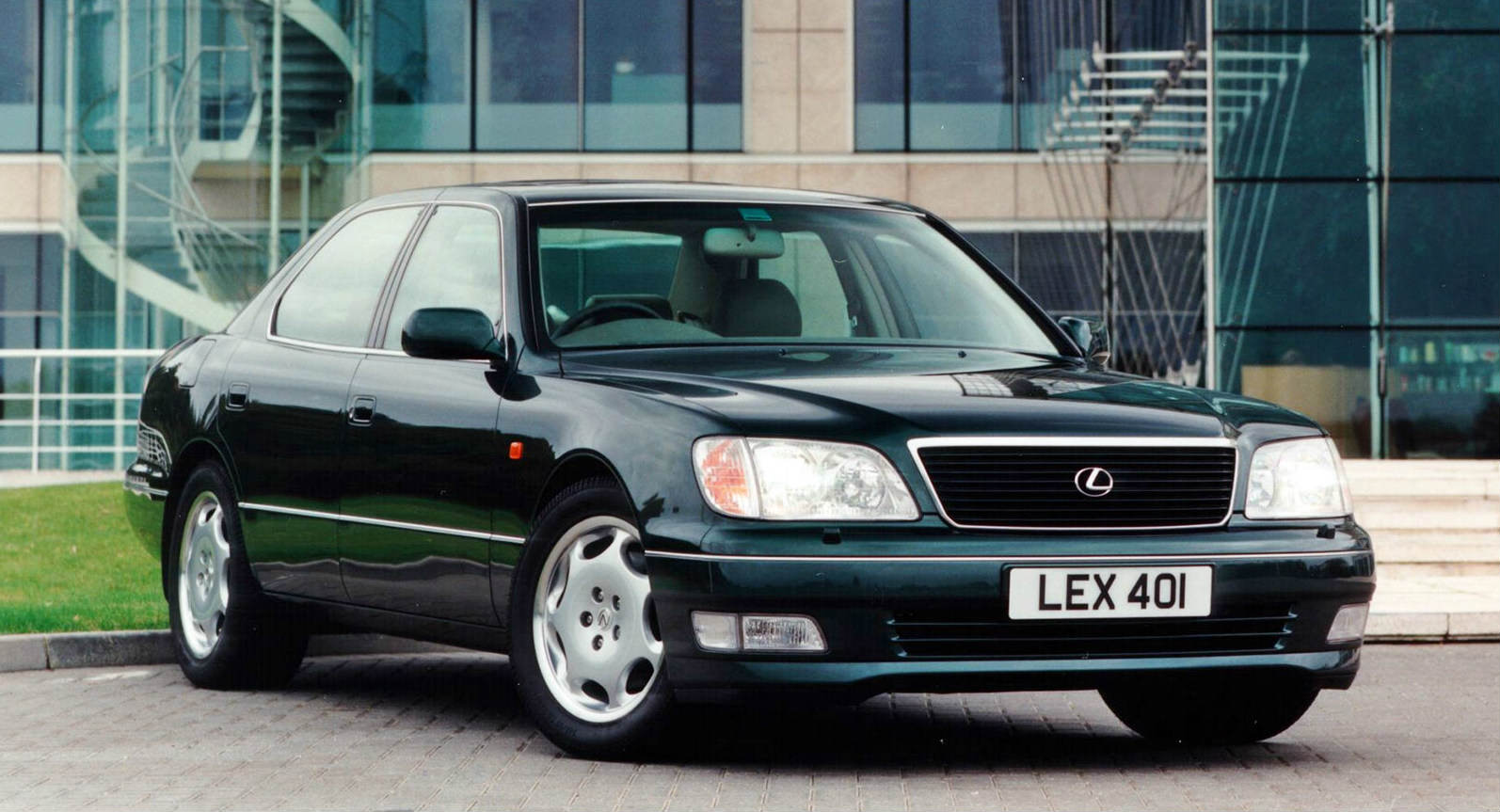 image of a black laxus ls400 car exterior