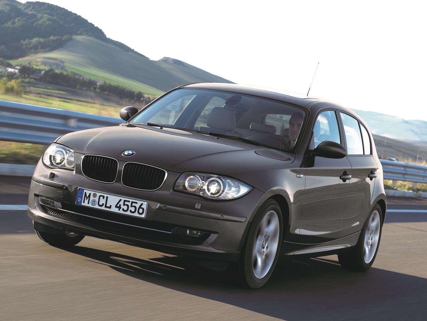 Review: BMW 1 Series E87 ( 2004 - 2013 ) - Almost Cars Reviews