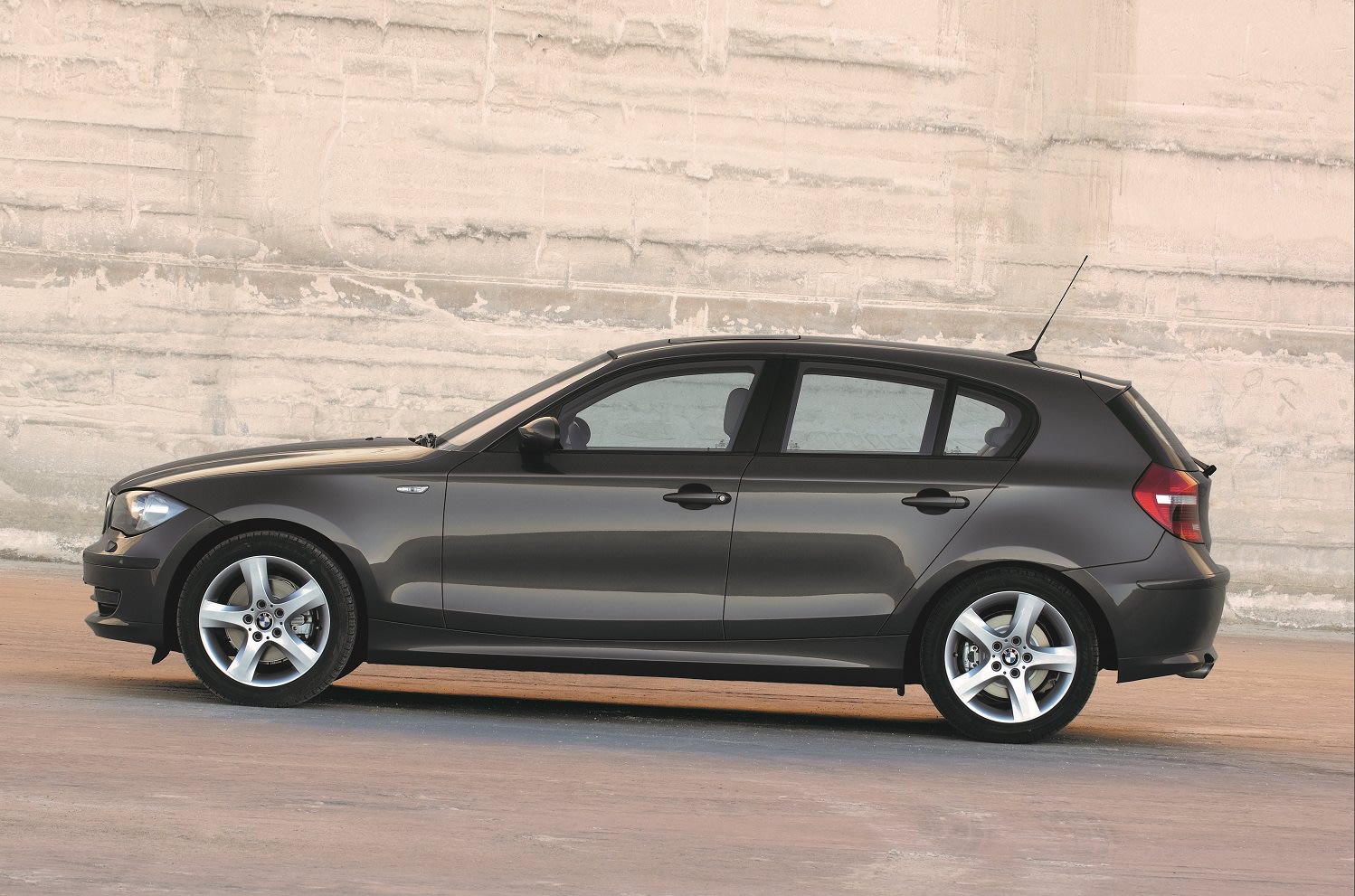 All BMW 1 Series Models by Year (2004-Present) - Specs, Pictures