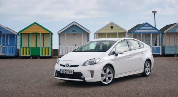 Used Car Buying Guide: The best hybrid petrol cars for less than £10,000