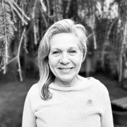 Mrs Karen Millar | HNC