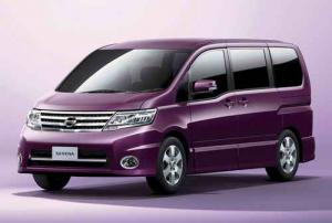 nissan 8 seater van