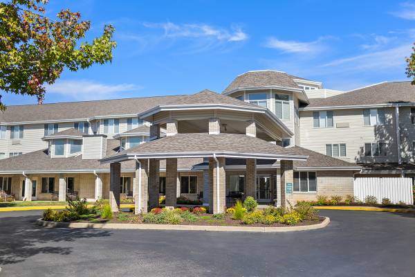 Holiday Redbud Hills