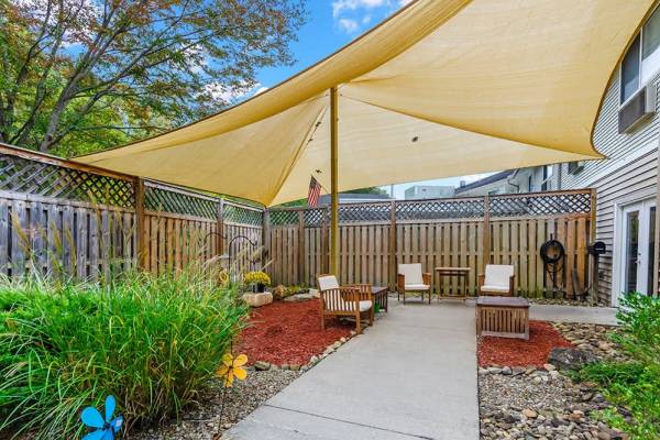 Brookdale Charleston Gardens