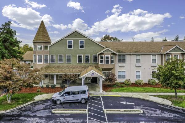 Merced Senior Living