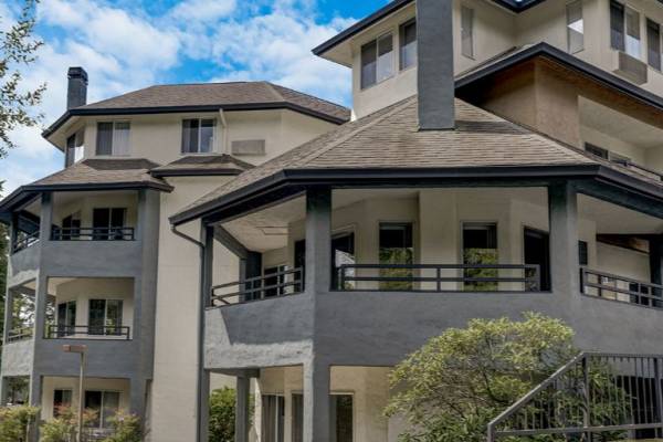 Solista Bellevue by Cogir