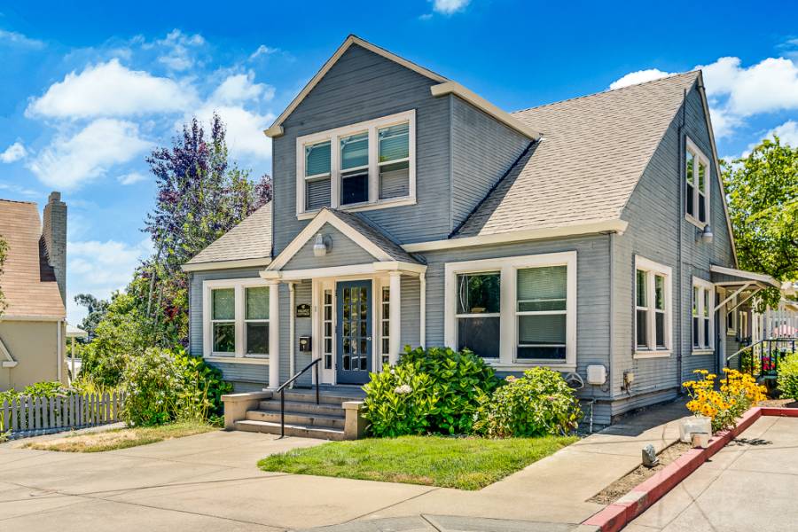 Oakland Heights Senior Living