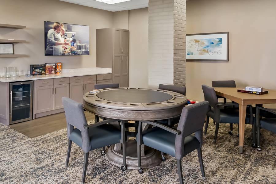 Chateau Ridgeland Sky Active Living