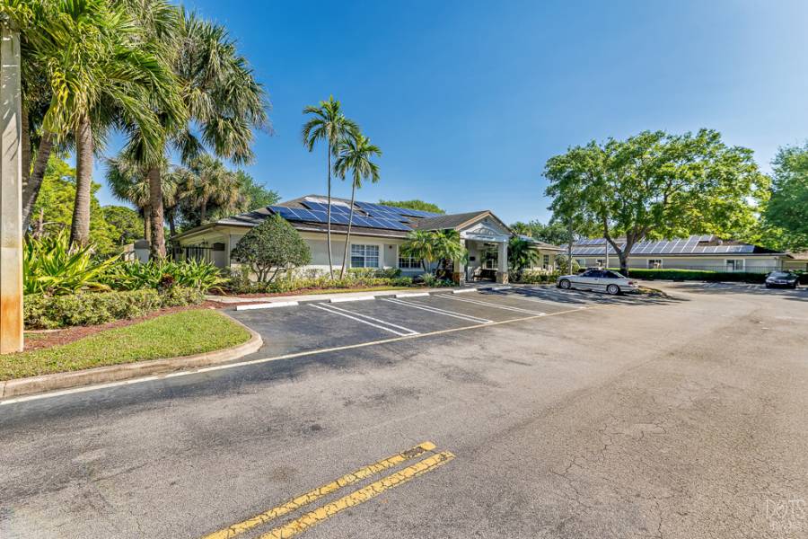 Cottages at Palm Beach