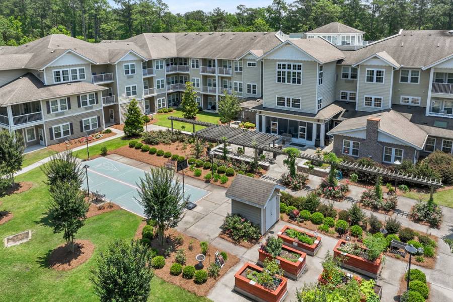 Summerville Estates Gracious Retirement Living