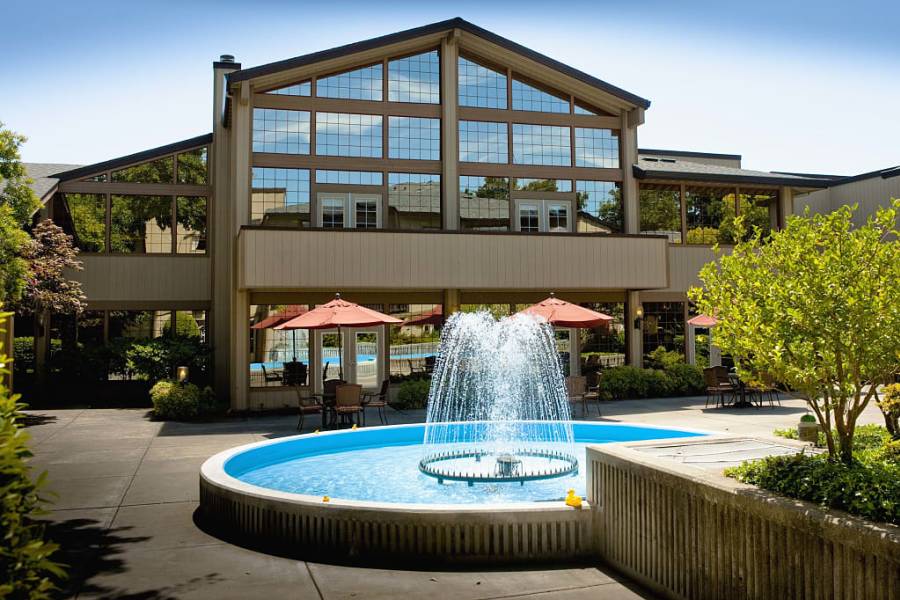 Oakmont Gardens