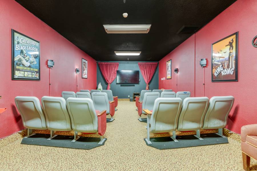 Chatsworth Commons Senior Living
